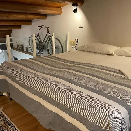 Profumo D'Arancio B&B A Pedalino Appartamento
